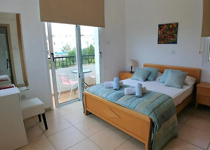 Oresti With A Pool Paralimni